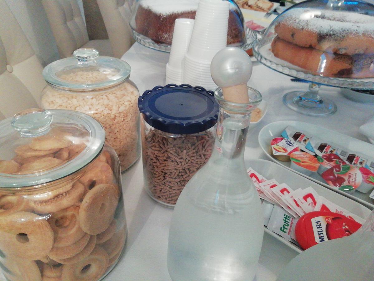 トラーニ Do Re Mi Bb Bed & Breakfast エクステリア 写真